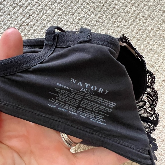 Natori Bra - Picture 3 of 3